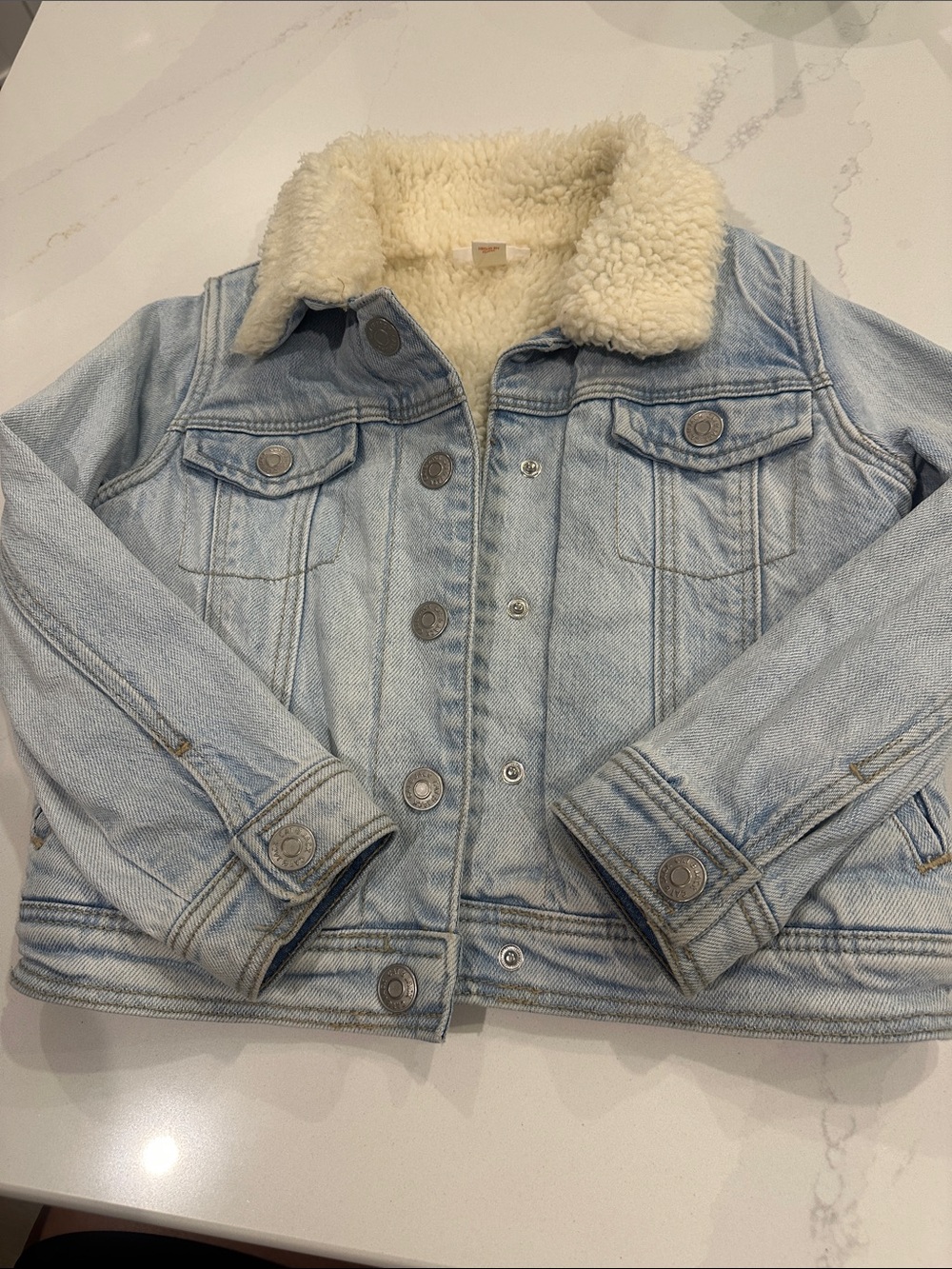 Cat & Jack light wash Sherpa filled Jean jacket size 5T